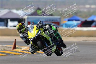 media/Oct-09-2022-SoCal Trackdays (Sun) [[95640aeeb6]]/Turn 2 (1110am)/